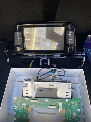 Автоунаа камералары: Колдонулган, 2-DIN, 9 ", Системасыз — 1