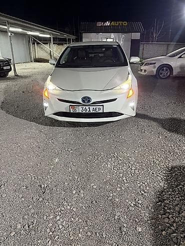 Toyota Prius: 2017 г., 1.8 л, Гибрид, Лифтбек