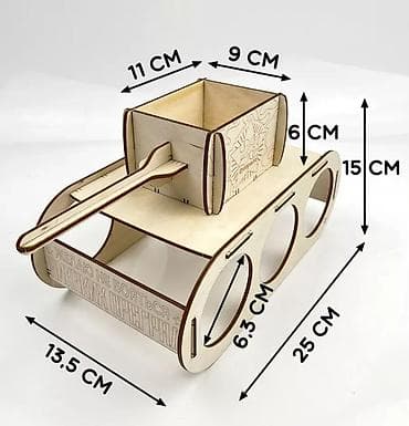 печка для кухни: Деревянный подарочный держатель в форме танка для банок и угощений. - — 4