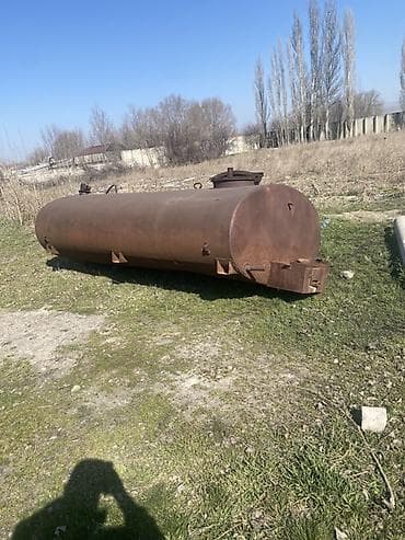 цистерна на колесах: Цистерна — 4