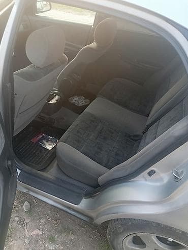 Продажа авто: Mazda 626: 1999 г., Ручные, Бензин, Седан — 5