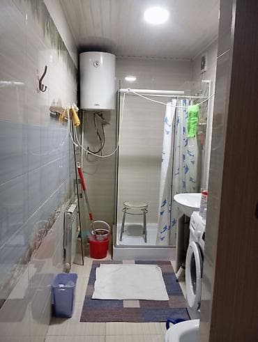 small table: Ковер Б/у, Турция — 6