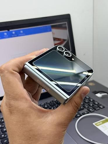 pixel 3 xl: Samsung Z Flip, Б/у, 256 ГБ, цвет - Зеленый, 1 SIM, eSIM — 5