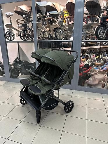 я ищу коляску: Детская коляска для двойни (side-by-side), цвет хаки. Основные — 1