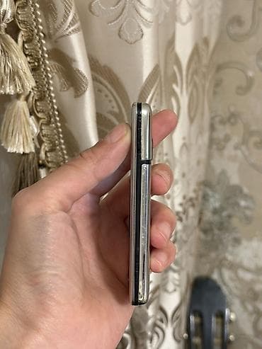 nokia: Nokia 6700 Slide, Б/у, 128 ГБ, цвет - Серебристый, 1 SIM — 2