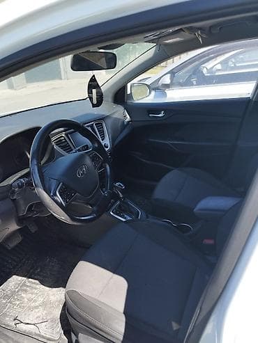 9: Hyundai Accent: 2020 г., 1.6 л, Автомат, Бензин, Седан — 10