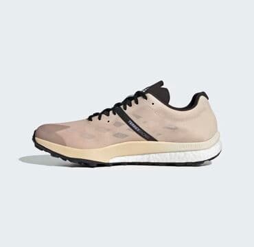 ultra boost: ADIDAS. КРОССОВКИ ДЛЯ БЕГА НА СВЕРХДЛИННЫЕ ДИСТАНЦИИ. Найдите свое — 6