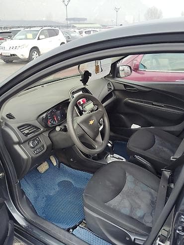 chevrolet trax: Chevrolet Spark: 2017 г., 0.1 л, Автомат, Бензин, Хэтчбэк — 6