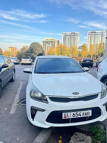 аренда авто honda: Kia Rio: 2017 г., 1.6 л, Автомат, Бензин, Хэтчбэк — 2