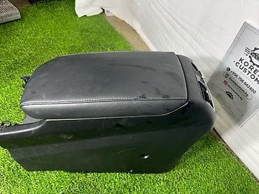 Подлокотник Hyundai, цвет - Черный