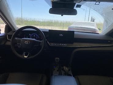 Toyota: Toyota Camry: 2024 г., 2 л, Гибрид, Седан — 4