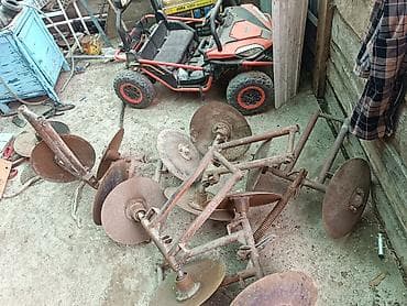 Картофелесажалка навесная/прицепная. продаю как на фото рабочая