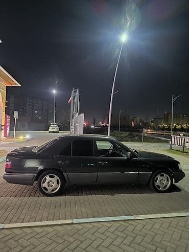 bew e34: Mercedes-Benz E-Class: 1995 г., 2 л, Механика, Бензин, Седан — 6