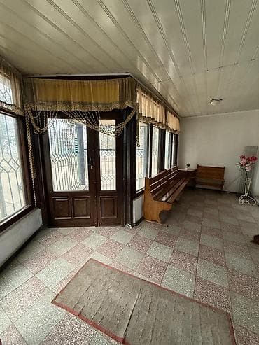 барбери: Продажа офисов 64 м², Без ремонта, Без мебели, Многоэтажное здание, 1 этаж — 3