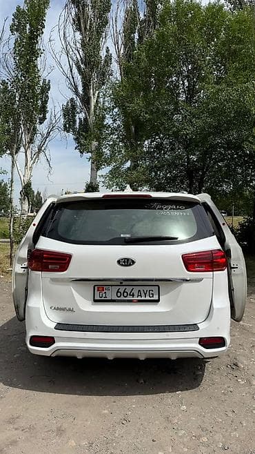 01: Kia Carnival: 2019 г., 2.2 л, Автомат, Дизель, Минивэн — 4