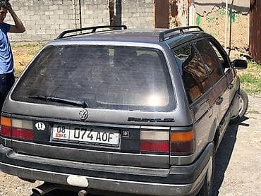 Продажа авто: Volkswagen Passat: 1992 г., 1.8 л, Механика, Бензин, Универсал — 5