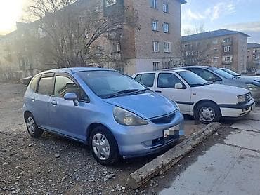 Honda Fit: 2003 г., 1.3 л, Вариатор, Бензин, Хетчбек — 2