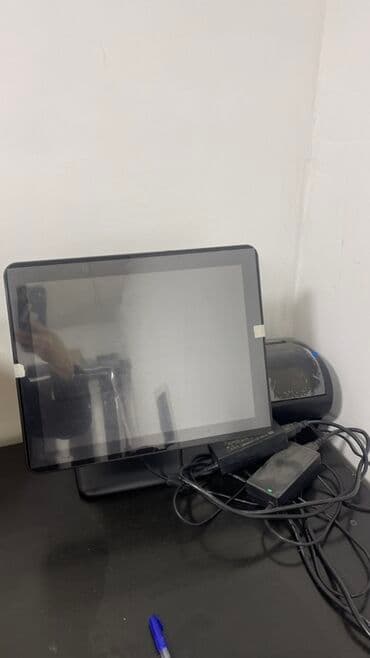 Сенсорный POS-терминал (кассовый компьютер) - Форм-фактор: моноблок с