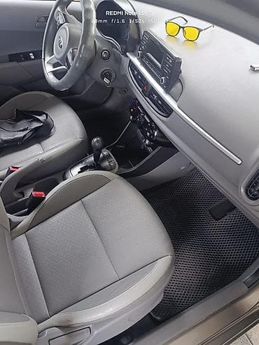 Продажа авто: Kia Picanto: 2017 г., Автомат, Бензин, Хэтчбэк — 3
