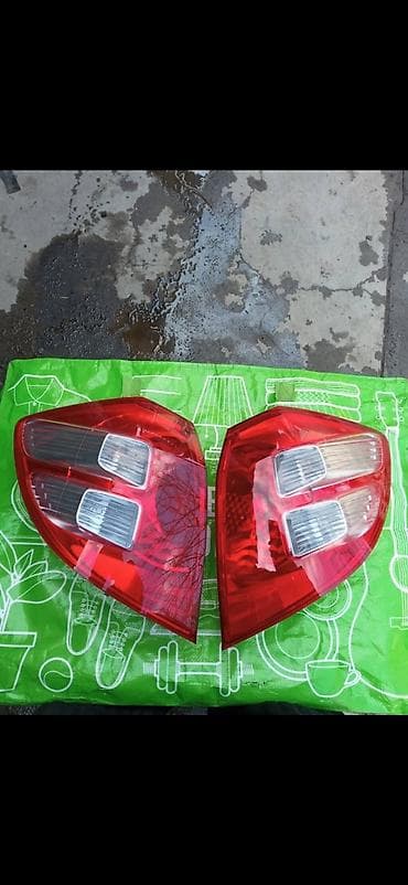 fit: Комплект стоп-сигналов Honda 2010 г., Б/у, Оригинал, Япония — 1