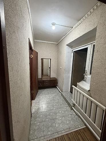 отдам не дорого: Сдается: 2х квартира В ж/м Ак-Босого со всеми удобствами — 1