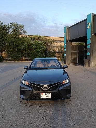 subaru forester 2001: Toyota Camry: 2018 г., 2.4 л, Автомат, Бензин, Седан — 1