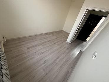 квартиры барачного типа: 1 комната, 40 м², Малосемейка, 3 этаж — 1