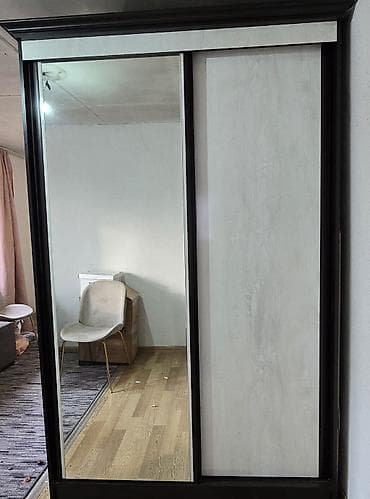 Шкаф купе, Б/у, С зеркалом