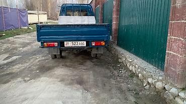 мухабойка тойота: Жеңил жүк ташуучу унаа, Hyundai, Стандарт, 2 т, Колдонулган — 3