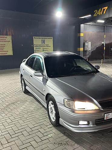 Honda Accord: 1999 г., 2 л, Механика, Бензин, Седан