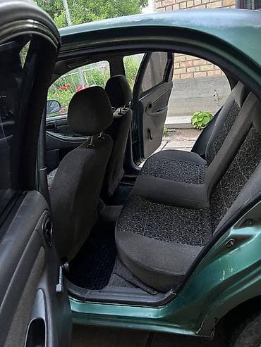 другие марки: Chevrolet Lanos: 2006 г., 1.5 л, Механика, Бензин, Седан — 3