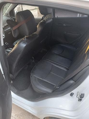 макс: Chevrolet Spark: 2018 г., 1 л, Вариатор, Бензин, Хэтчбэк — 7
