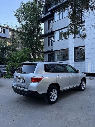 mazda 3: Toyota Highlander: 2011 г., 3.5 л, Автомат, Бензин, Внедорожник — 5