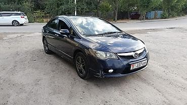 Honda Civic: 2009 г., 1.3 л, Вариатор, Бензин, Седан at lalafo.kg Honda Civic: 2009 г., 1.3 л, Вариатор, Бензин, Седан