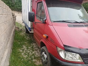 двери от спринтера: Легкий грузовик, Mercedes-Benz — 2