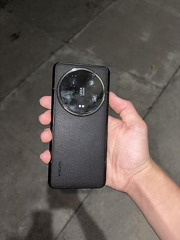 Xiaomi, 14 Ultra, Б/у, 256 ГБ, цвет - Черный, 2 SIM at lalafo.kg Xiaomi, 14 Ultra, Б/у, 256 ГБ, цвет - Черный, 2 SIM