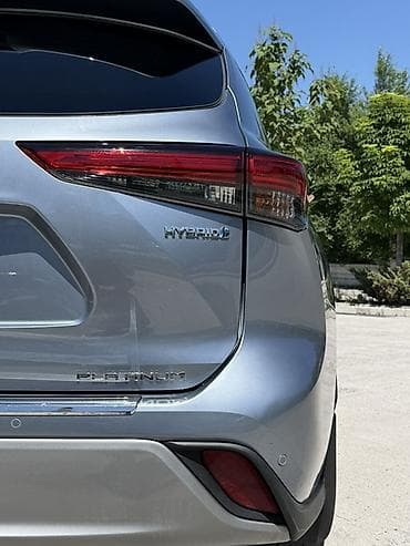 хайлендер гибрид 2021: Toyota Highlander: 2020 г., 2.5 л, Автомат, Гибрид, Кроссовер — 8