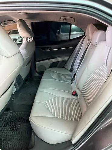 Toyota Camry: 2021 г., 2.5 л, Автомат, Бензин, Седан — 6