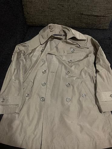 Продаю молодежный коротенький плащь размер s, 42, производство гран