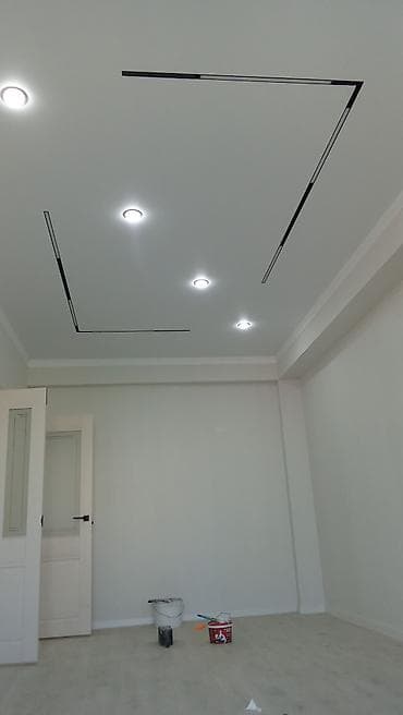 Подвесной потолок с точечным и линейным освещением - Материал