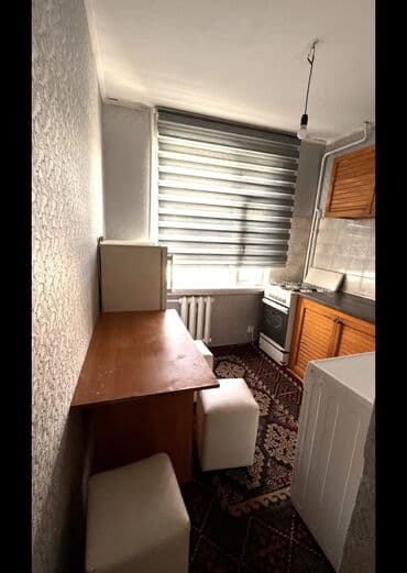 4 гор болница квартира: 2 комнаты, 43 м², 104 серия, 4 этаж — 3