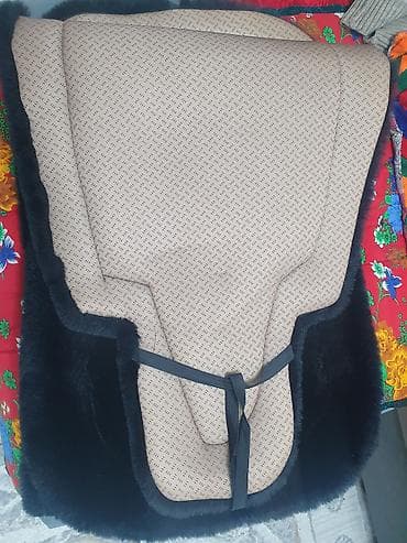 чип ключ рыбка: Чехлы Меховые, С подушкой, цвет - Черный, Toyota, Б/у, Самовывоз — 3