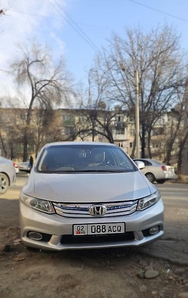 Honda Civic: 2012 г., 1.5 л, Вариатор, Гибрид, Седан — 1