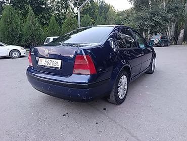Volkswagen Bora: 1999 г., 1.6 л, Механика, Бензин, Седан — 5