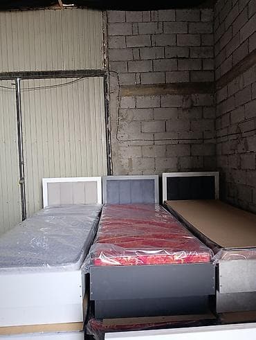 меняю с моей доплатой: Односпальная кровать, Новый, С мягким изголовьем, длина - 190 см — 4