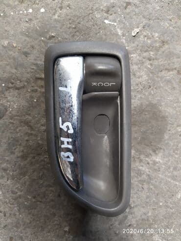 субару двери: Subaru BH5 Legacy дверная ручка, Субару Легаси дверная ручка Левая — 1