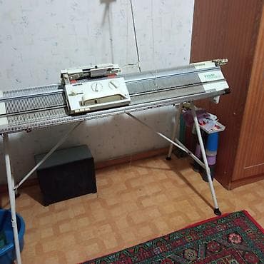 Торговое оборудование: Продаётся вязальная двухфантурная машина passap duomatic s имеются — 1