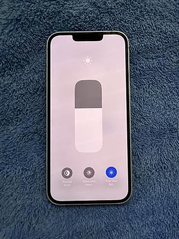 another 13: IPhone 13, Б/у, 128 ГБ, Белый, Чехол, 67 % — 6