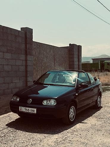 70 сом: Volkswagen Golf: 2001 г., 2 л, Кол менен иштөөчү, Бензин — 4