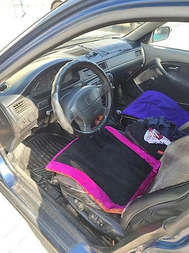 торпеда: Honda Civic: 1990 г., Механика, Бензин, Седан — 2